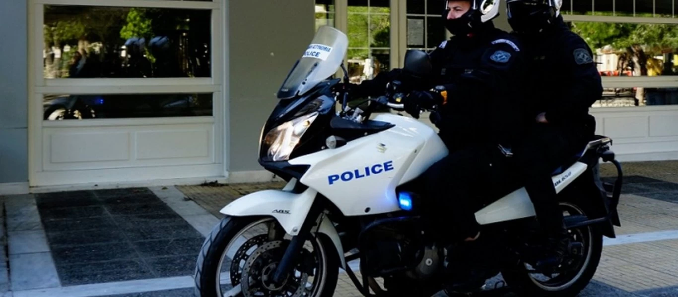 Ηράκλειο Κρήτης: Πολίτης καταγγέλλει την αστυνομία για υπέρμετρη χρήση βίας (φωτο)